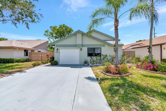 $389,500 | 1395 Northwest 23rd Lane, Delray Beach, FL 33445