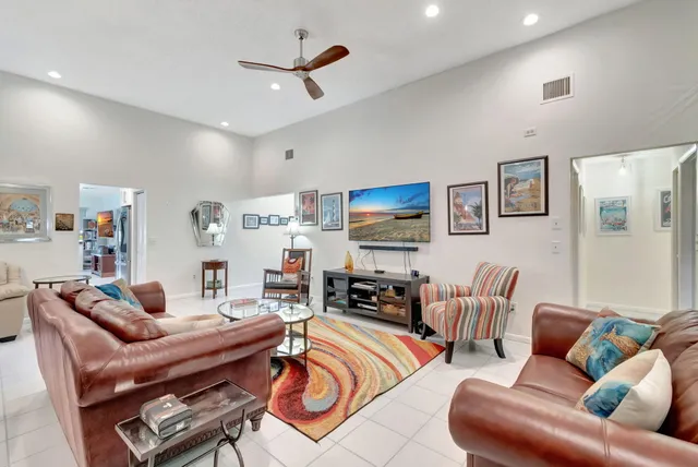 $389,500 | 1395 Northwest 23rd Lane, Delray Beach, FL 33445