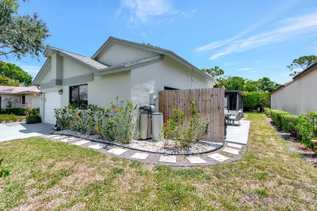 $389,500 | 1395 Northwest 23rd Lane, Delray Beach, FL 33445