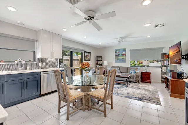 $389,500 | 1395 Northwest 23rd Lane, Delray Beach, FL 33445