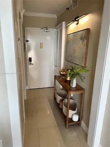 $3,200 | 1700 Northwest N River Drive, Unit 907, Miami, FL 33125