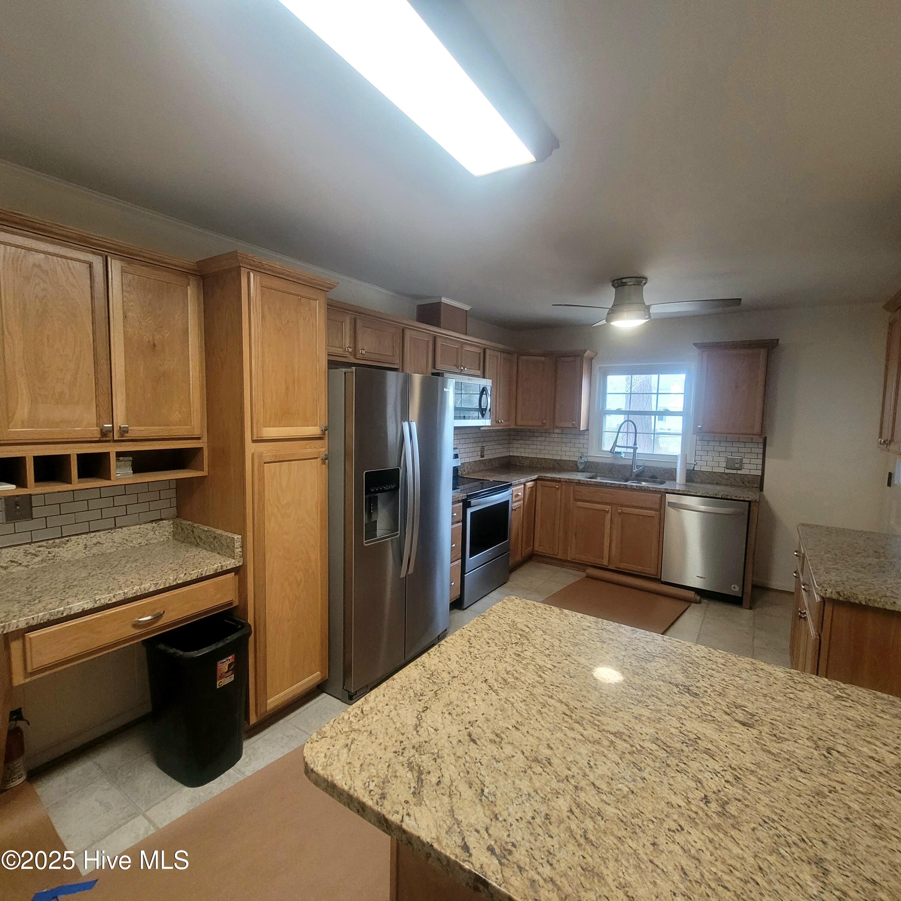 105 Mercer Road Jacksonville, NC 28546 - Photo 6 of 26 20250113_105530