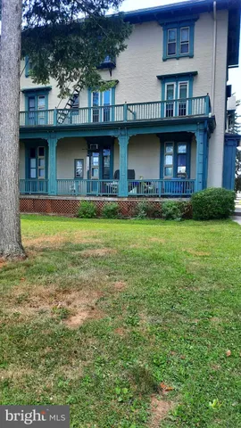 $1,195 | 12 South Filbert Street, Unit A9, Mechanicsburg, PA 17055