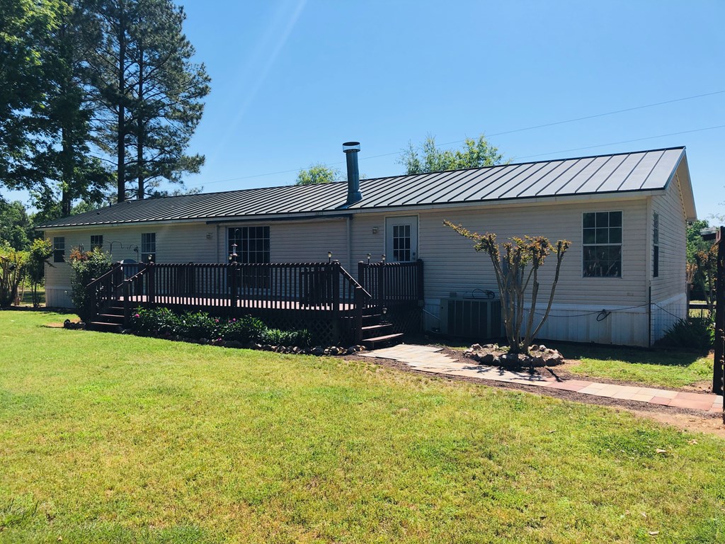 374 Hawthorne Road Honea Path, SC 29654 - Photo 5 of 37