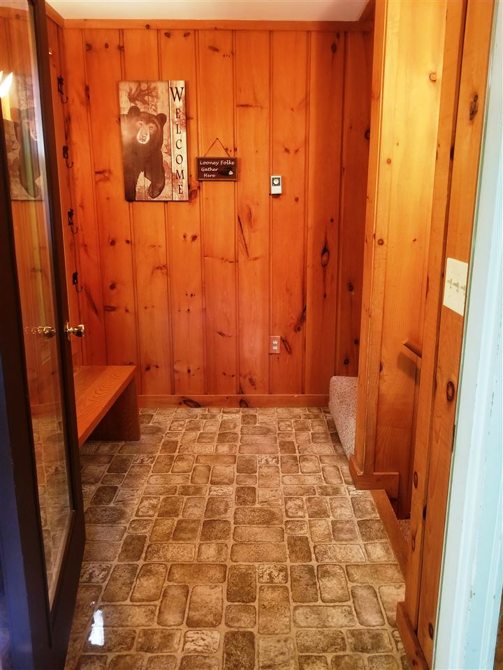 147 Clearbrook Road Lincoln, NH 03251 - Photo 4 of 32