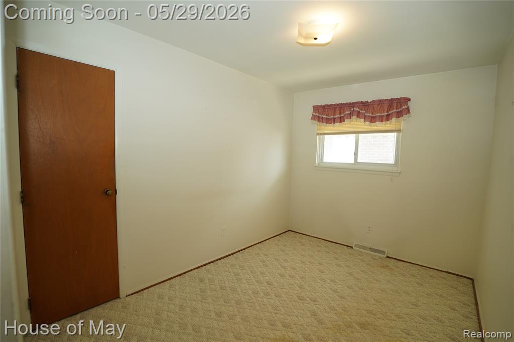 18233 Ruth Street Melvindale, MI 48122 - Photo 4 of 17
