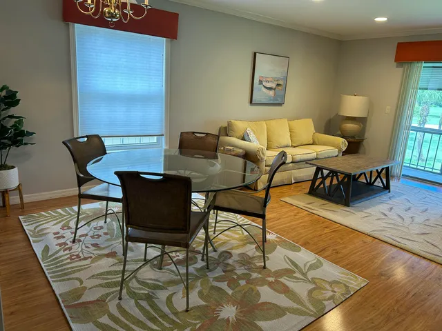 $4,000 | 18430 Southeast Wood Haven Lane, Unit H, Jupiter, FL 33469