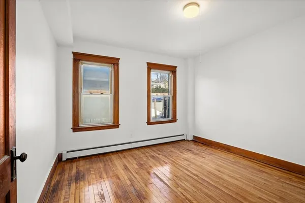 $2,300 | 183 Vernon Street, Unit 1, Worcester, MA 01607