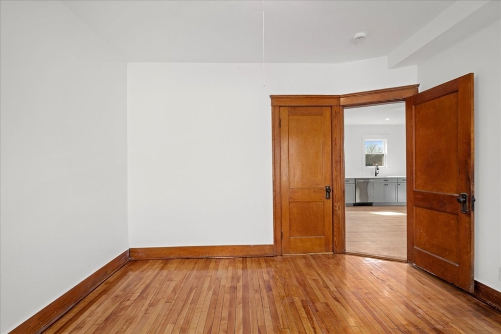 183 Vernon Street, Unit 1 Worcester, MA 01607 - Photo 34 of 42