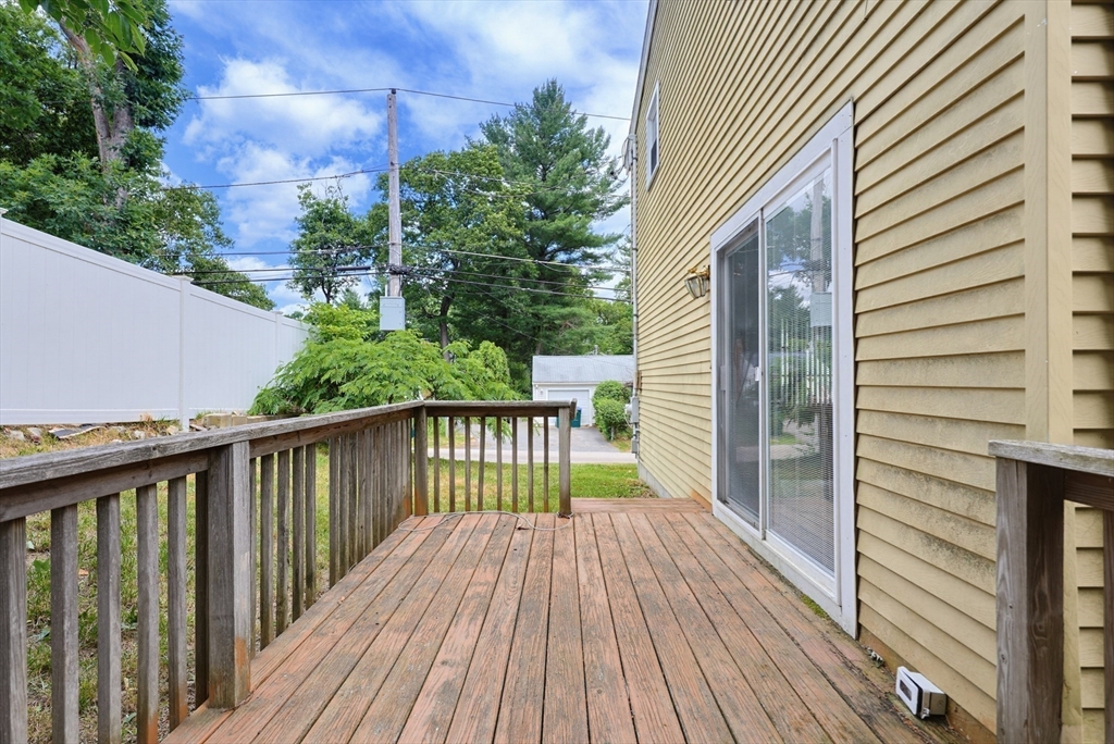 19 Indian Road Holbrook, MA 02343 - Photo 4 of 24