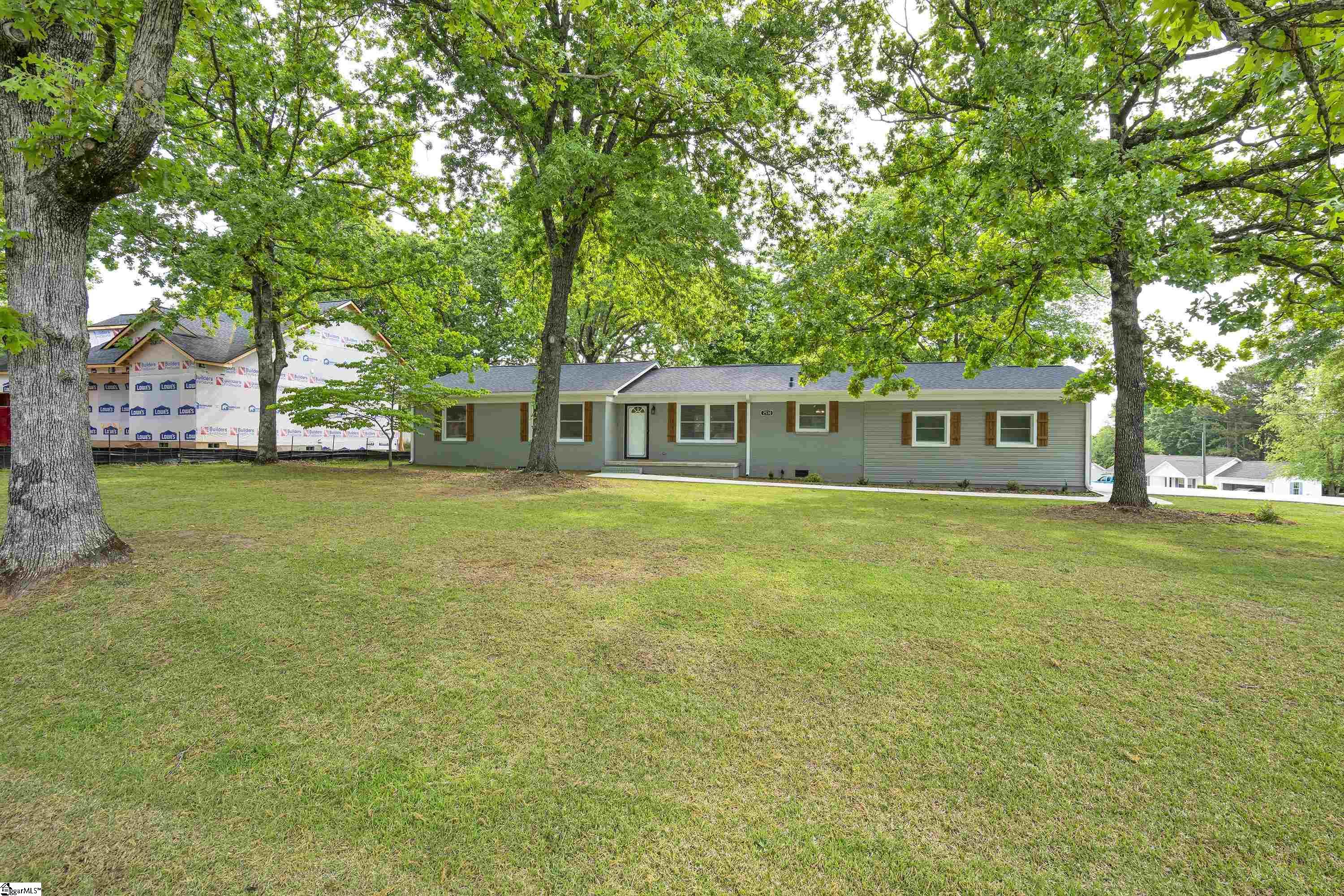 2530 Holiday Road Greer, SC 29651 - Photo 4 of 23