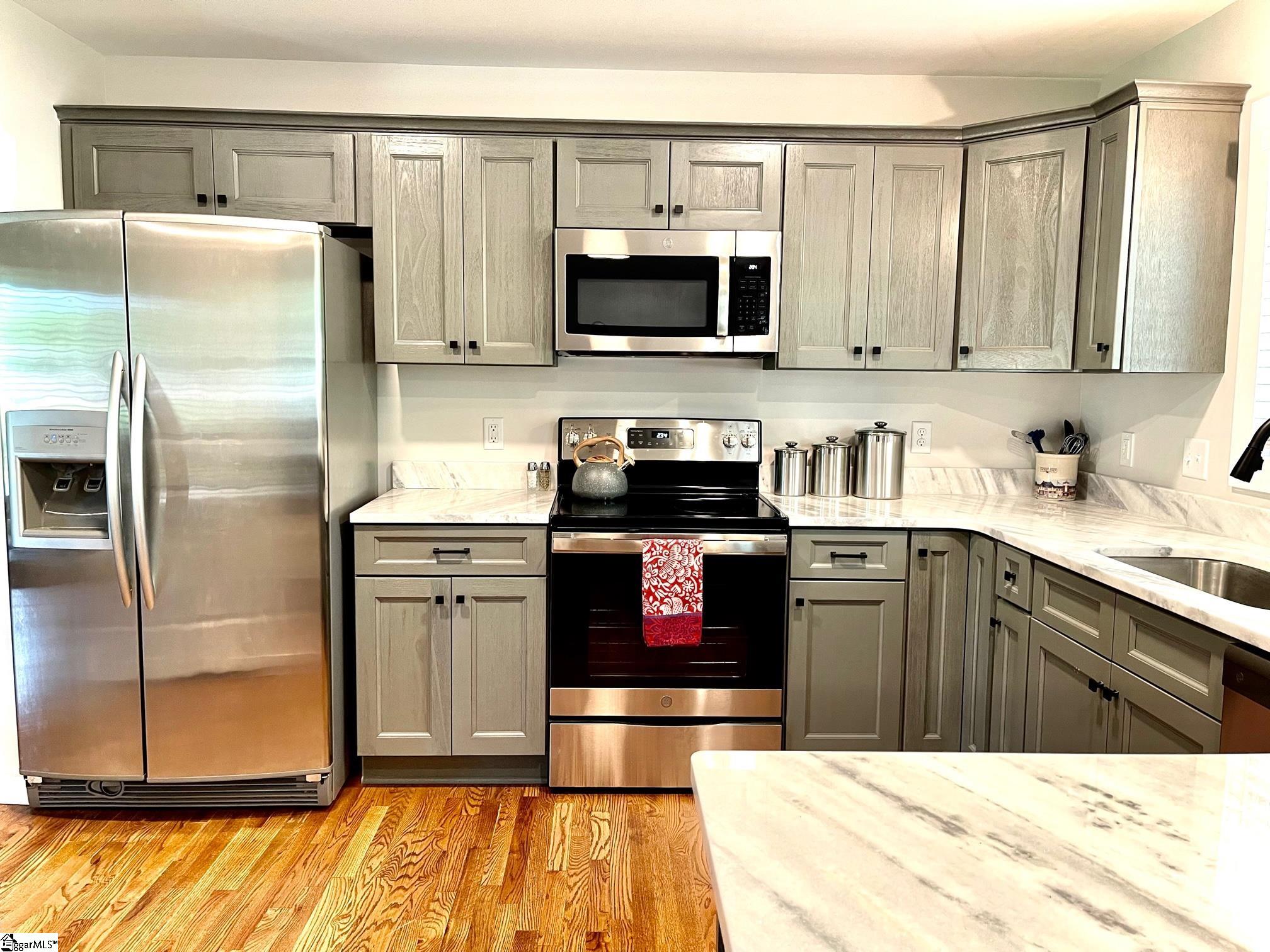 2530 Holiday Road Greer, SC 29651 - Photo 7 of 23