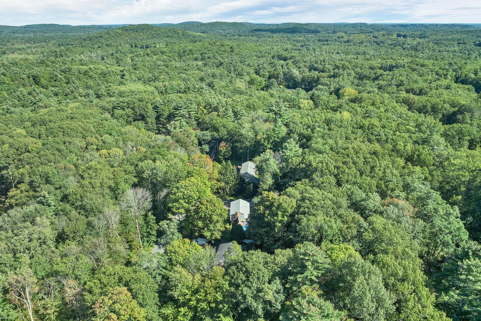 33 Gale Village Road Newton, NH 03858 - Photo 54 of 57 Gallery Image 54