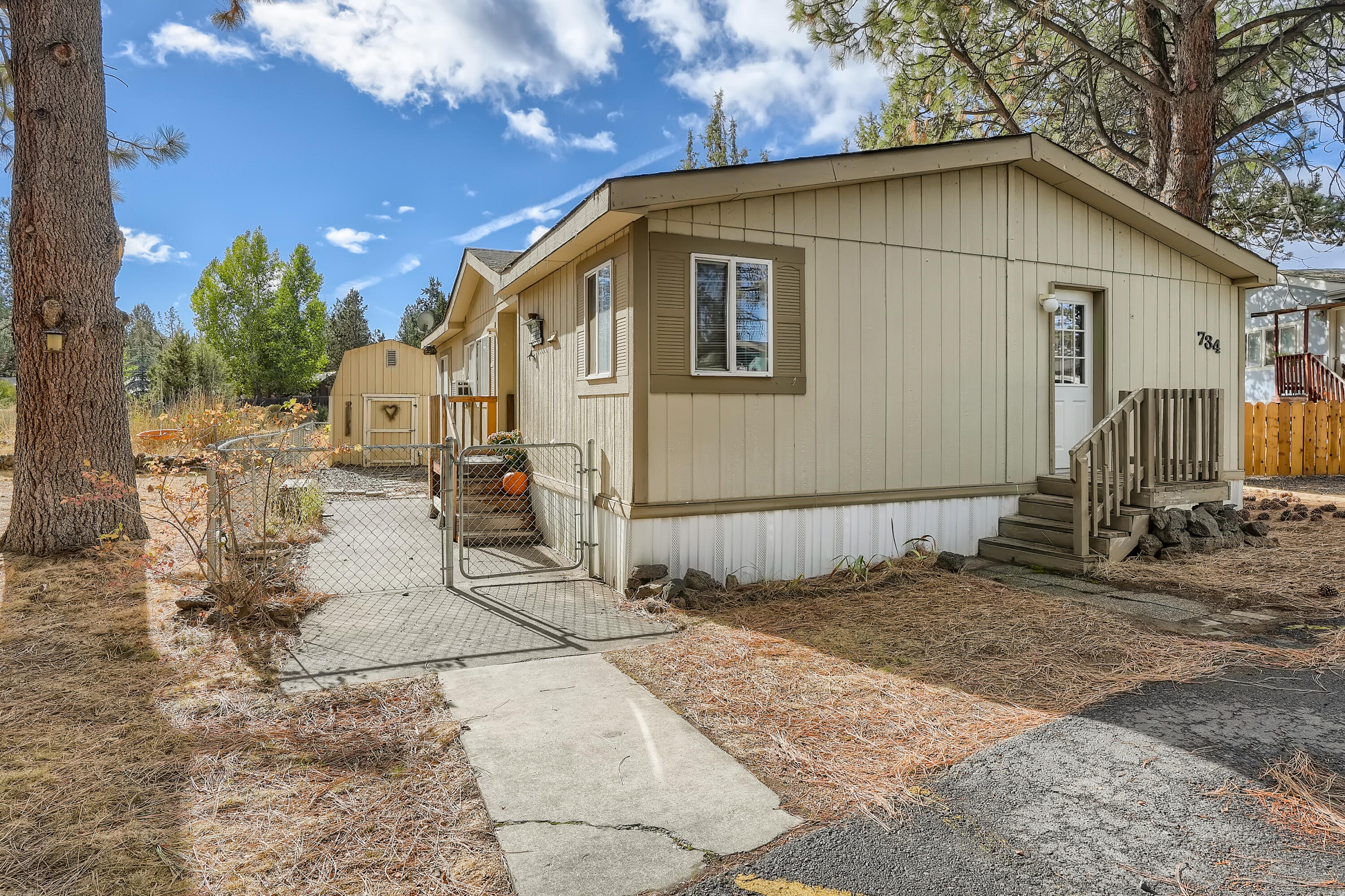 60901 Brosterhous Road, Unit 734 Bend, OR 97702 - Photo 1 of 17 42 Front Exterior