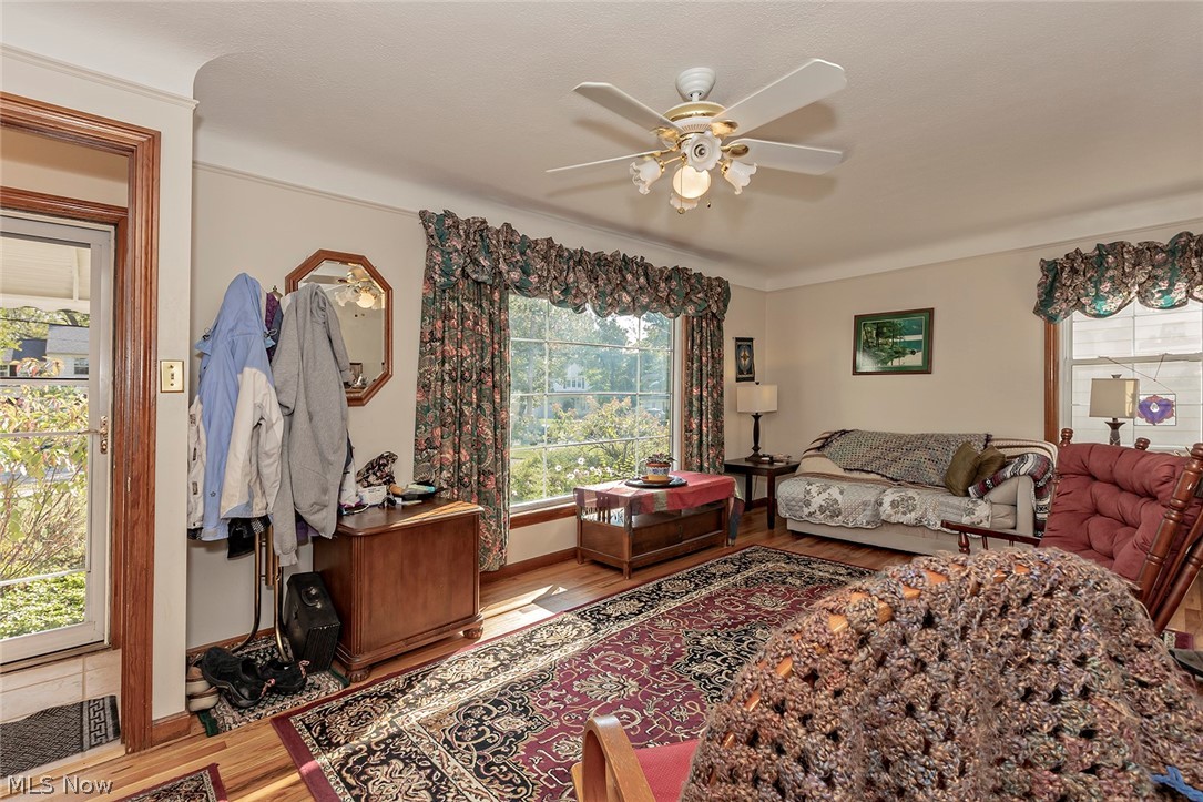 1508 Lyndhurst Road Cleveland, OH 44124 - Photo 4 of 35 Gallery Image 4