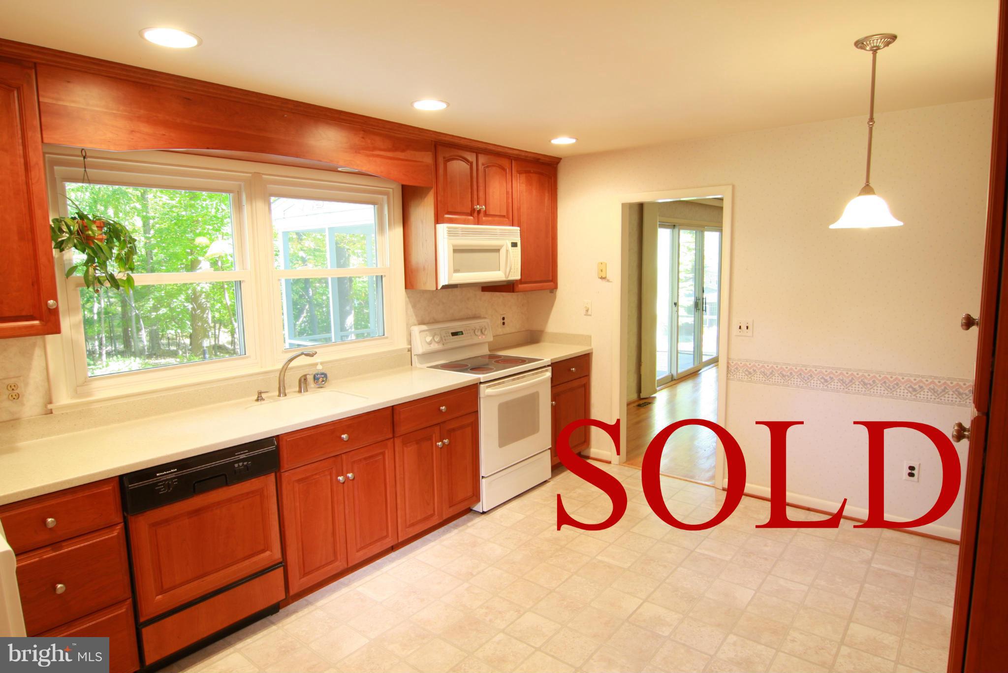 2211 Forest Ridge Road Lutherville-Timonium, MD 21093 - Photo 14 of 29 Kitchen