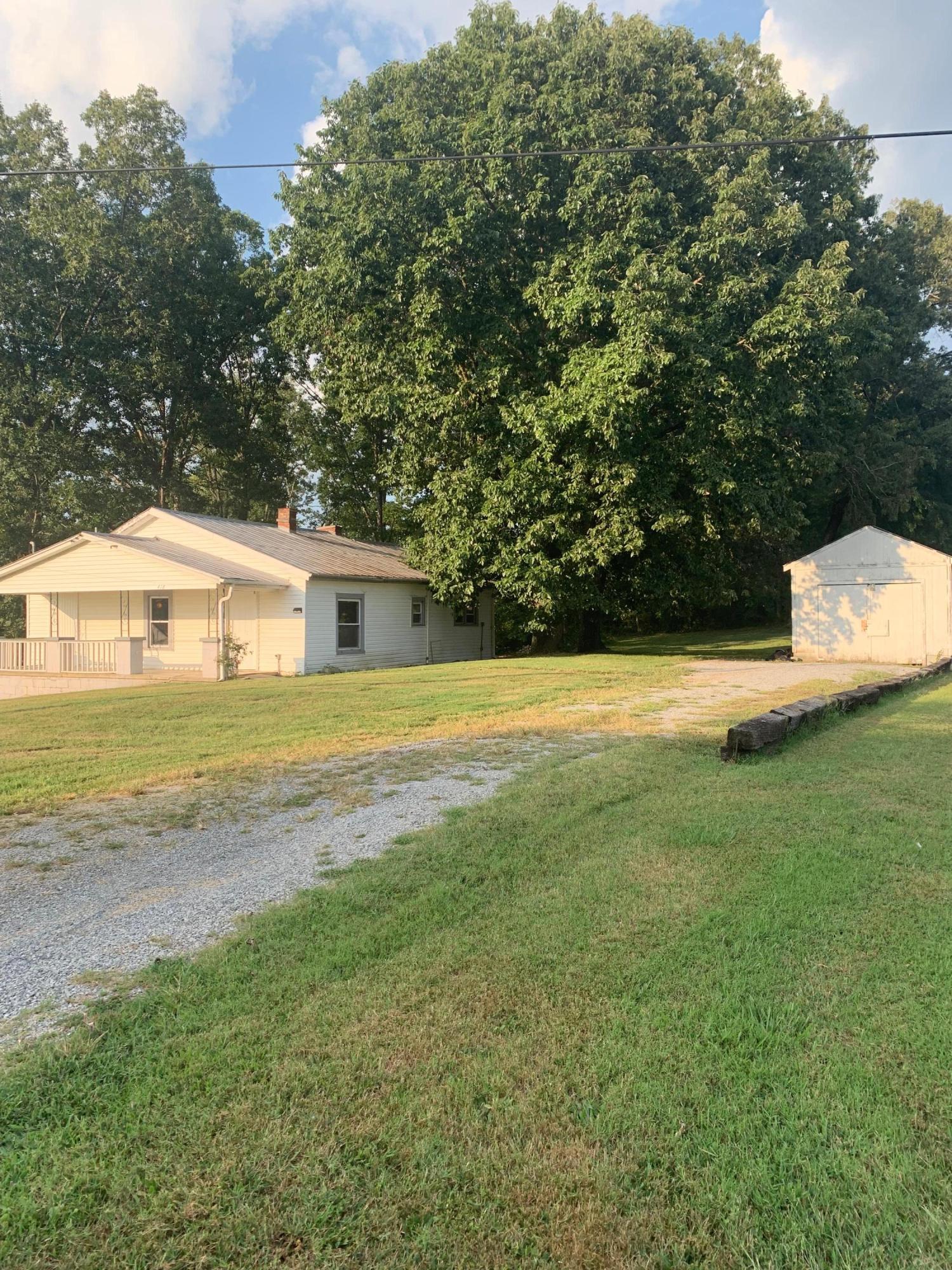 418 Davis Road Strawberry Plains, TN 37871 - Photo 2 of 9 file2-2