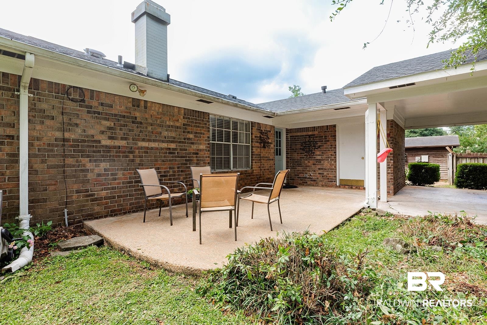 2920 Quail Creek Run Mobile, AL 36695 - Photo 30 of 33 View of patio
