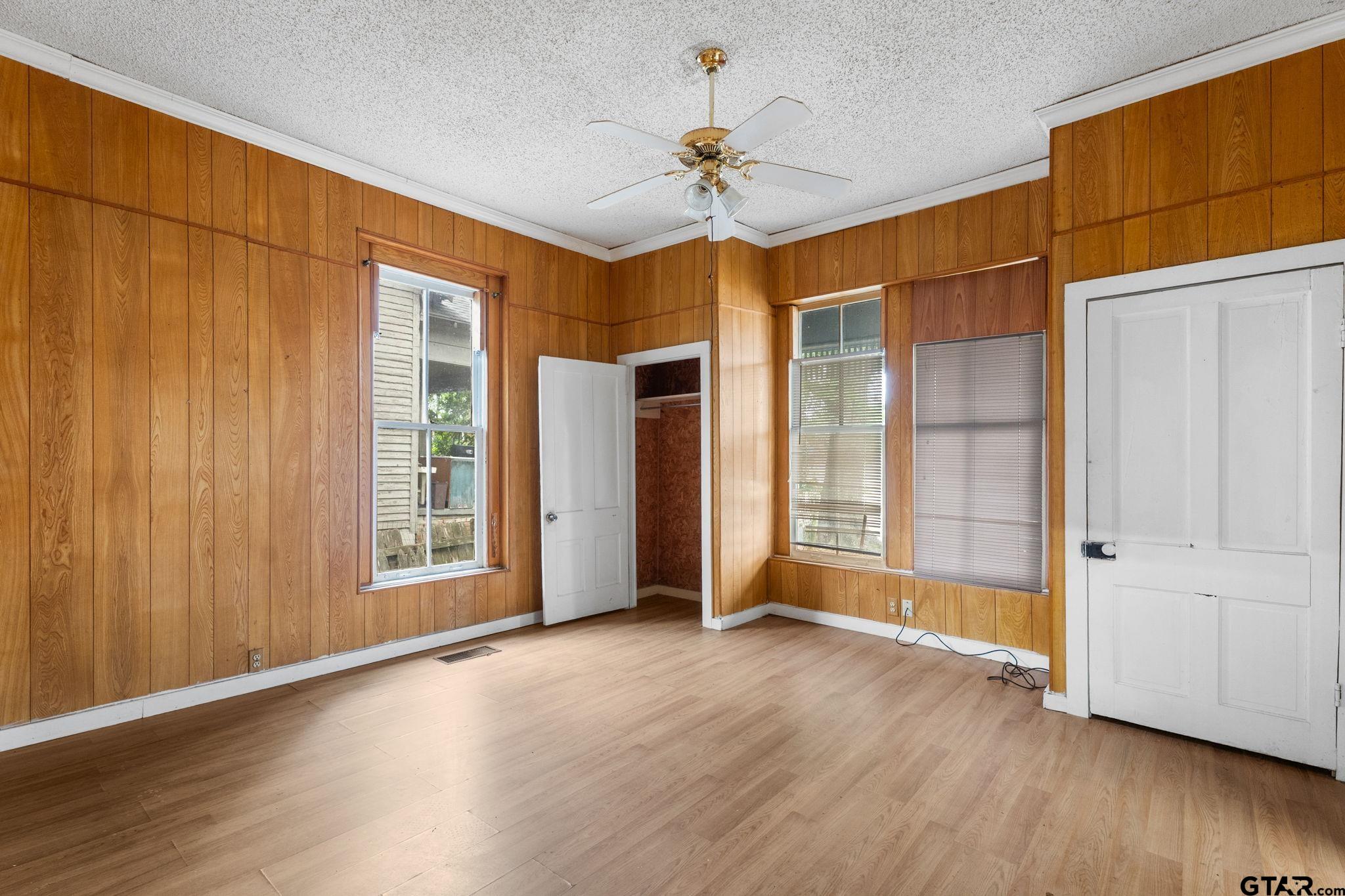 210 South Adams Avenue Tyler, TX 75702 - Photo 3 of 24