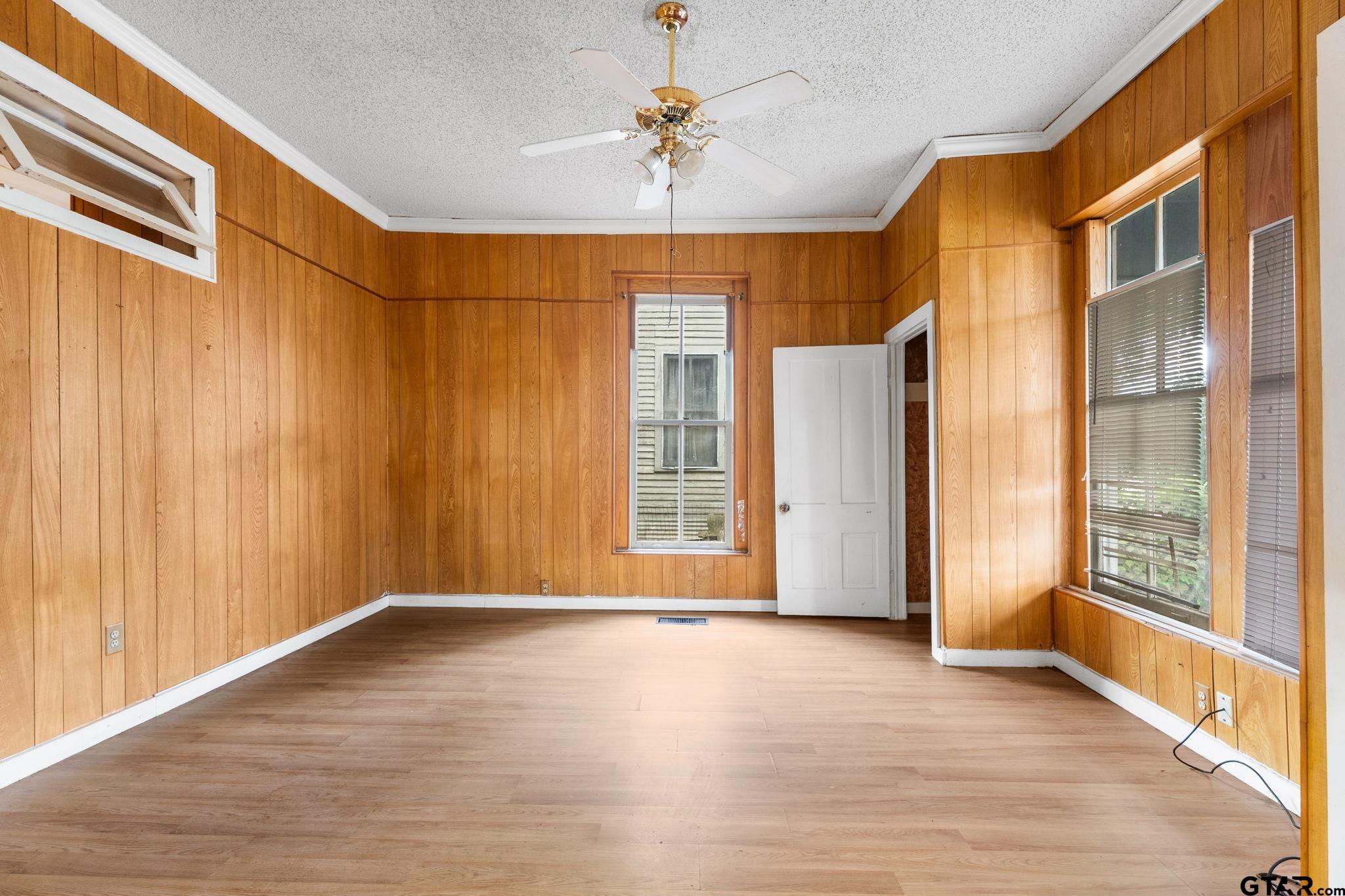 210 South Adams Avenue Tyler, TX 75702 - Photo 4 of 24