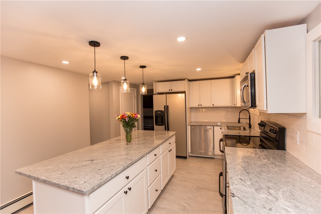 4689 Flat River Road Coventry, RI 02827 - Photo 15 of 50