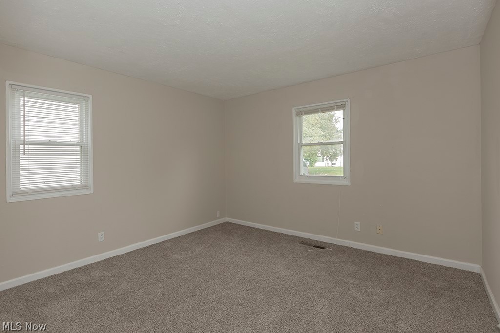20212 Longbrook Road Warrensville Heights, OH 44128 - Photo 25 of 32