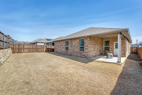 $2,800 | 2216 Toucan Drive, Denton, TX 76205