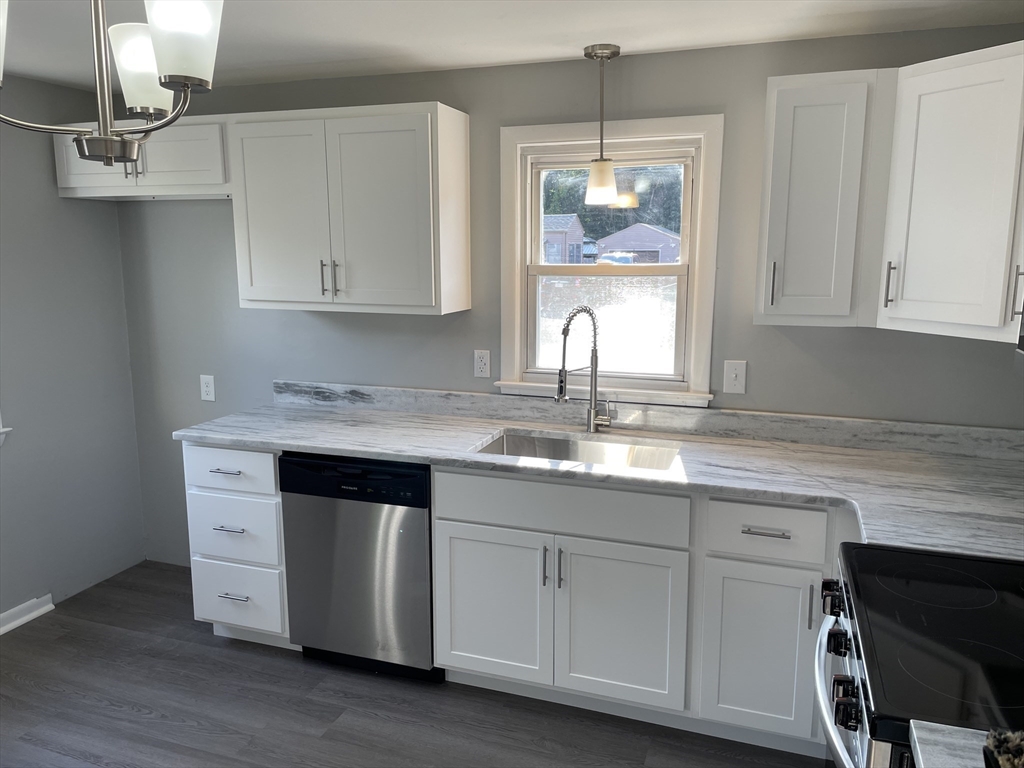 29 Suzanne Street Springfield, MA 01104 - Photo 16 of 41 Gallery Image 16