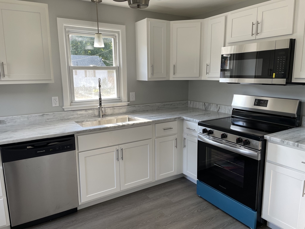 29 Suzanne Street Springfield, MA 01104 - Photo 18 of 41 Gallery Image 18