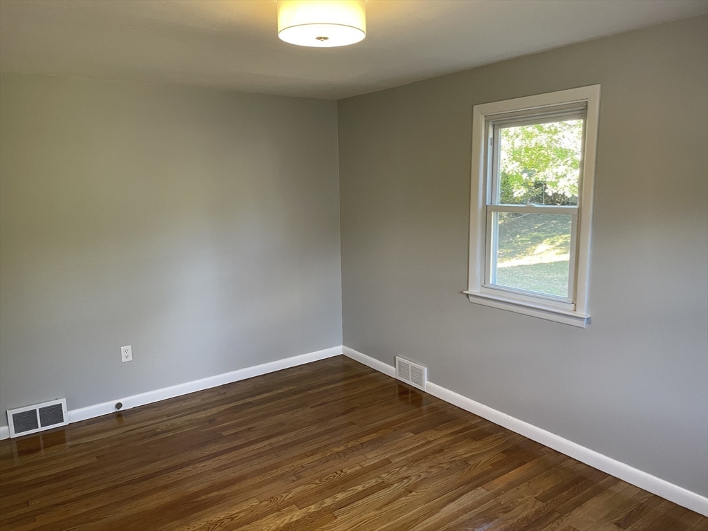 29 Suzanne Street Springfield, MA 01104 - Photo 28 of 41 Gallery Image 28