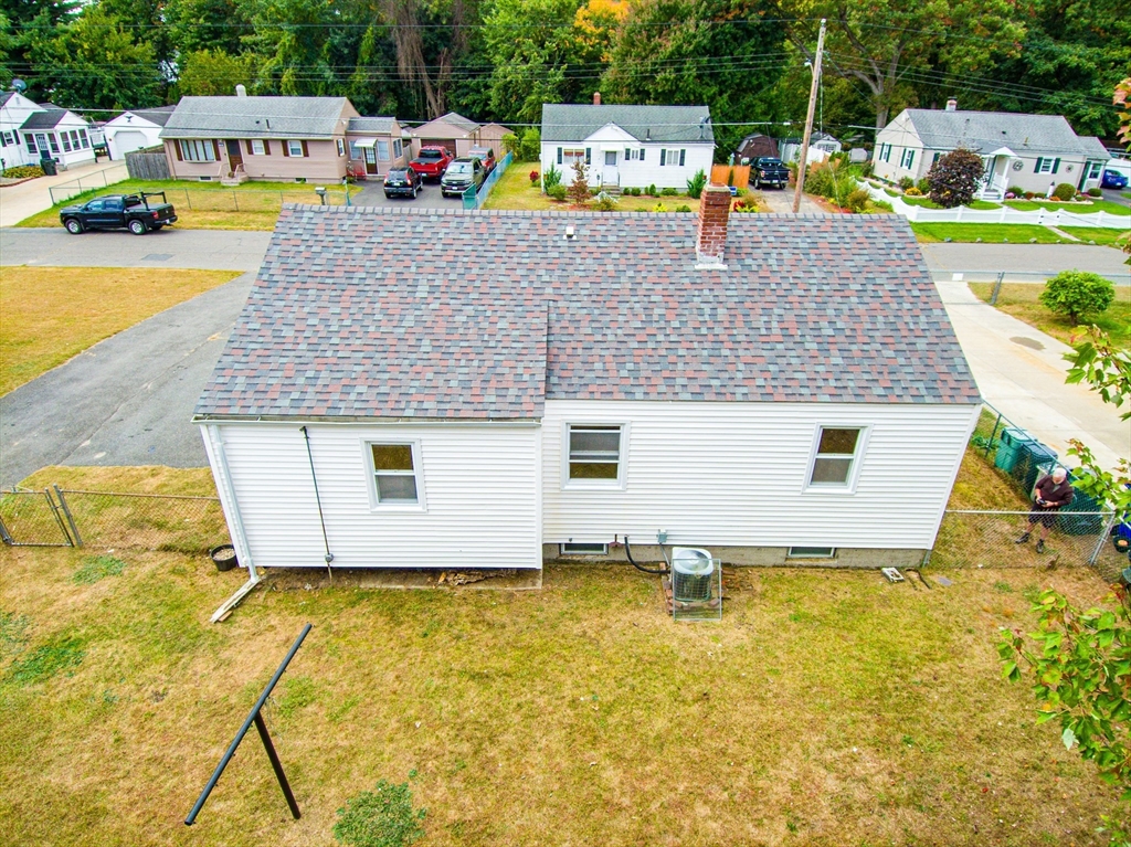 29 Suzanne Street Springfield, MA 01104 - Photo 3 of 41 Gallery Image 3