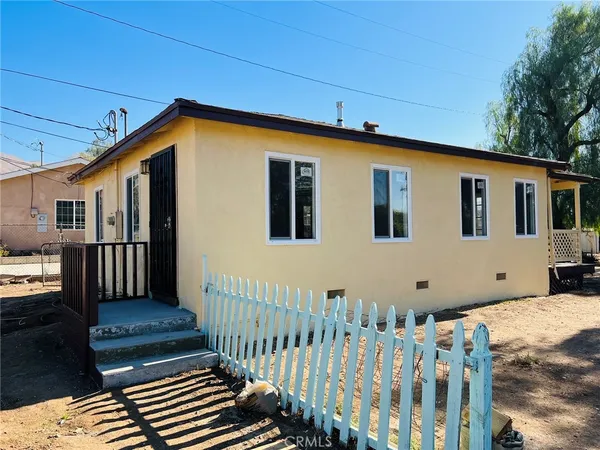 $3,150 | 430 Seventh Street, Norco, CA 92860
