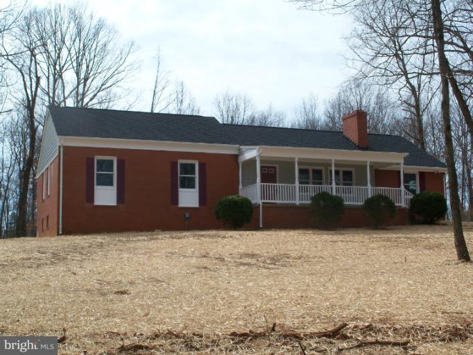6259 Beach Road Midland, VA 22728 - Photo 14 of 14 Exterior (Front)