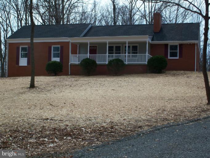 6259 Beach Road Midland, VA 22728 - Photo 10 of 14 Exterior (Front)