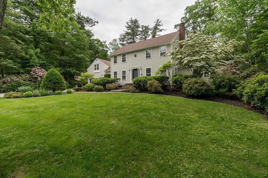 1 Overledge Road Manchester, MA 01944 - Photo 2 of 27 Gallery Image 2