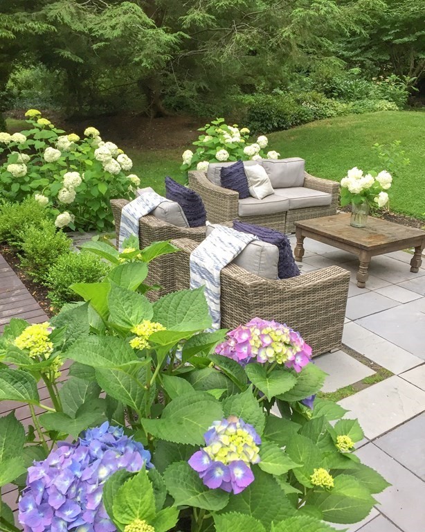 1 Overledge Road Manchester, MA 01944 - Photo 5 of 27 Gallery Image 5