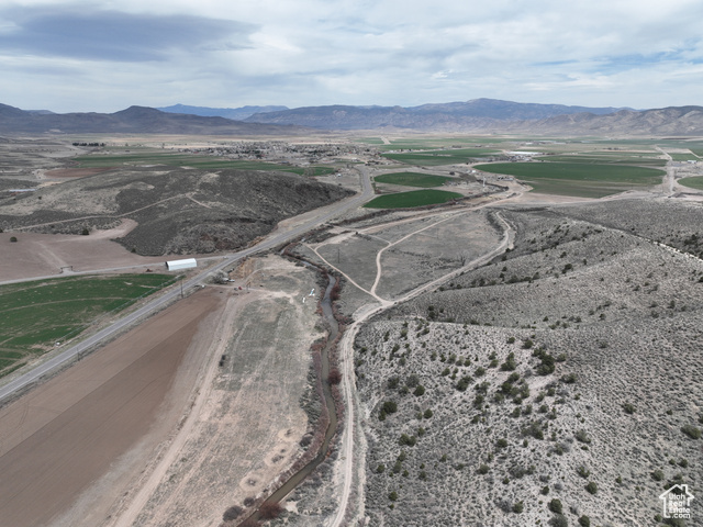 17842 North Outlaw South Road South, Unit 6 Panguitch, UT 84759 - Photo 25 of 32 Aerial view with a mountain view