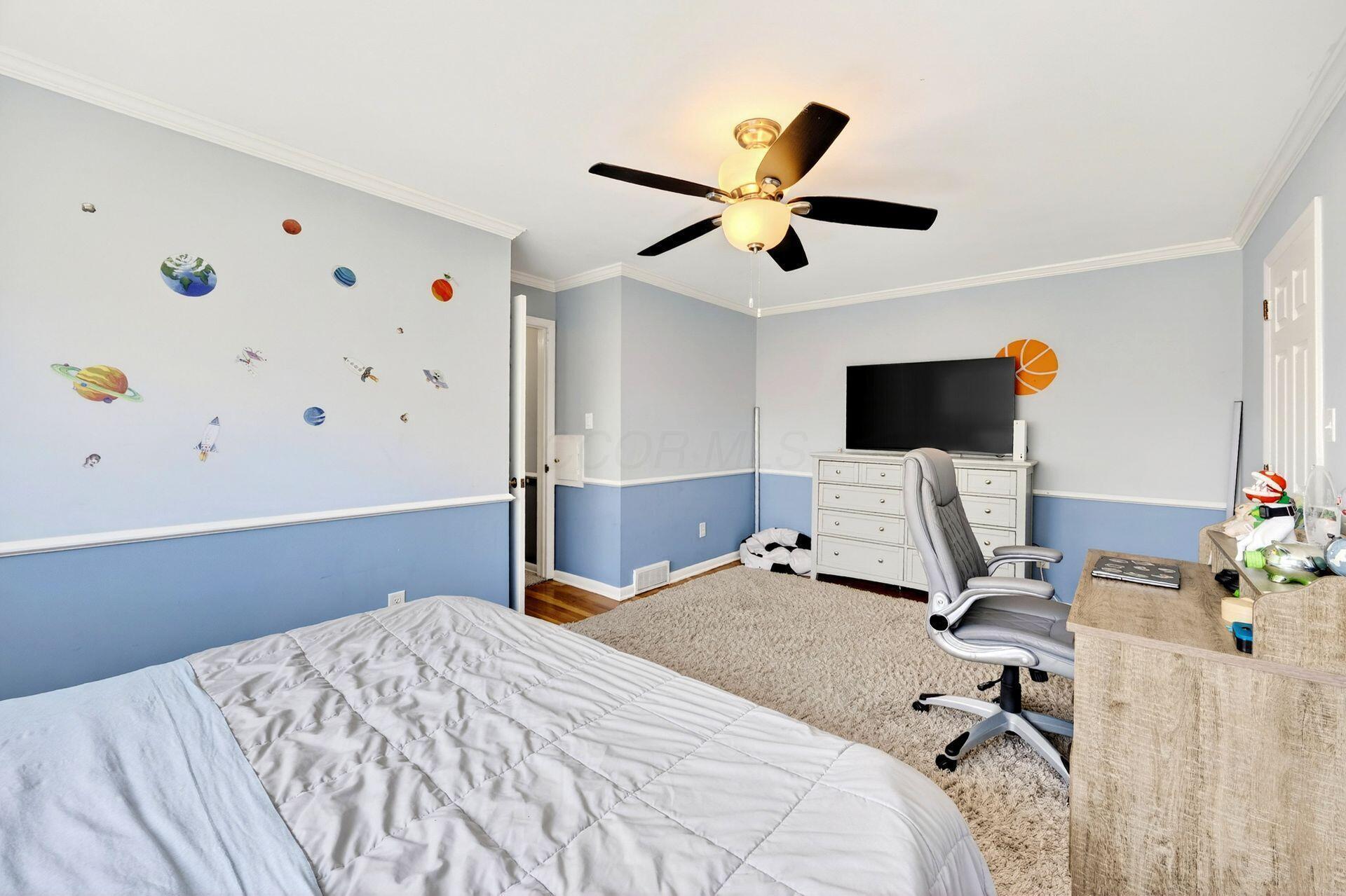 2433 Brookwood Road Columbus, OH 43209 - Photo 50 of 105 Second Bedroom