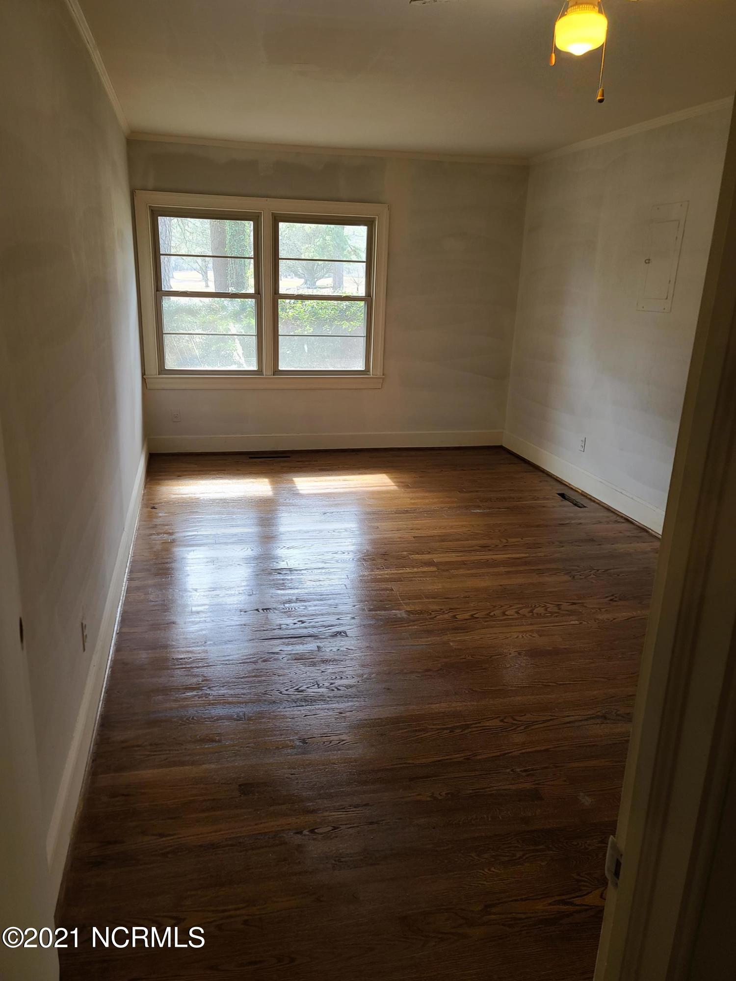 1222 Stockton Road Kinston, NC 28504 - Photo 5 of 21 20210209_115813