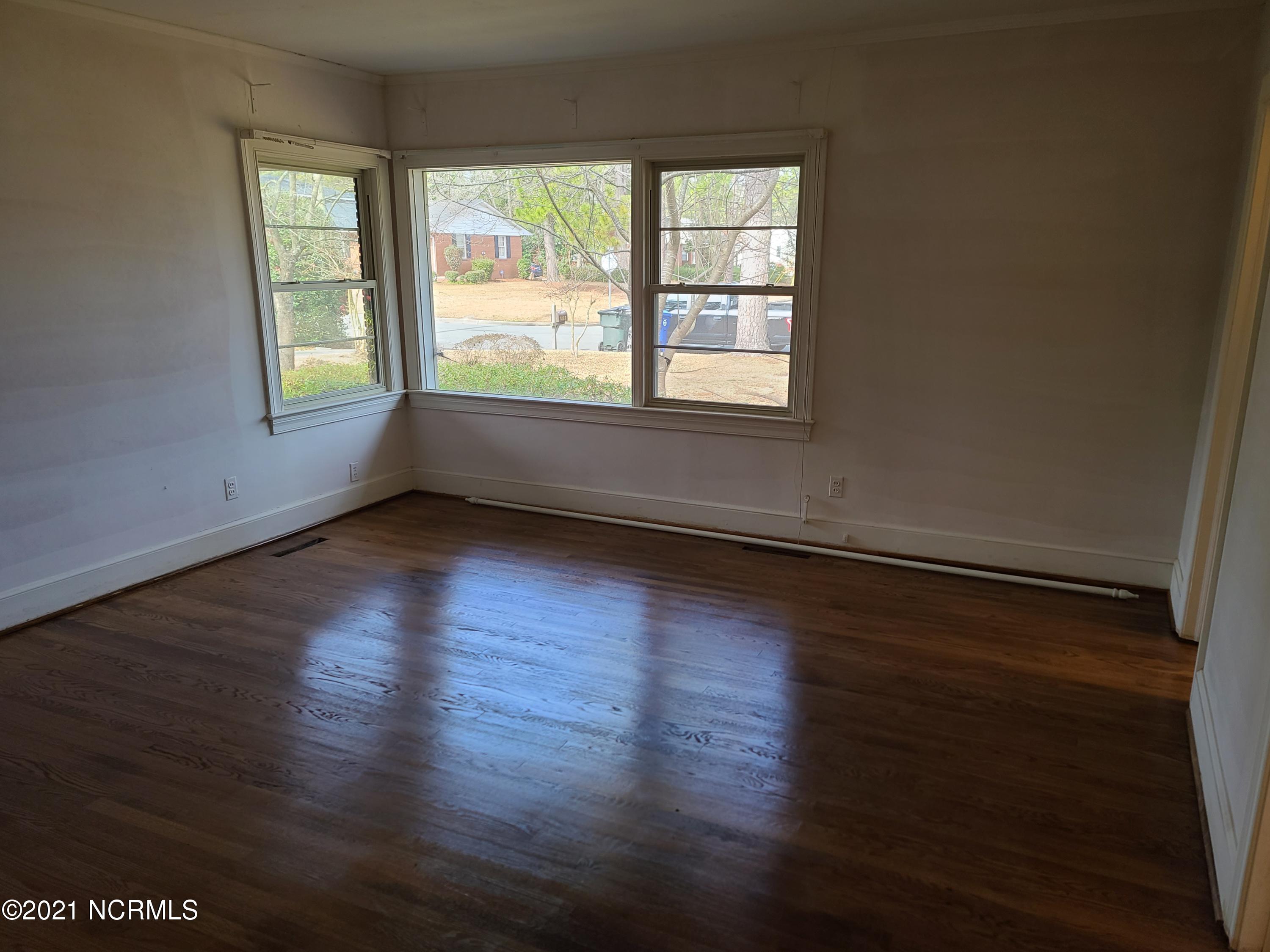 1222 Stockton Road Kinston, NC 28504 - Photo 8 of 21 20210209_115744