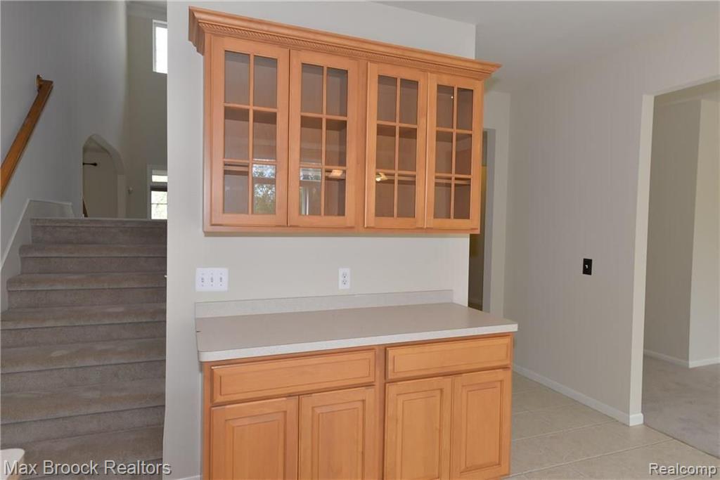 2407 Jackson Drive Rochester Hills, MI 48309 - Photo 17 of 56