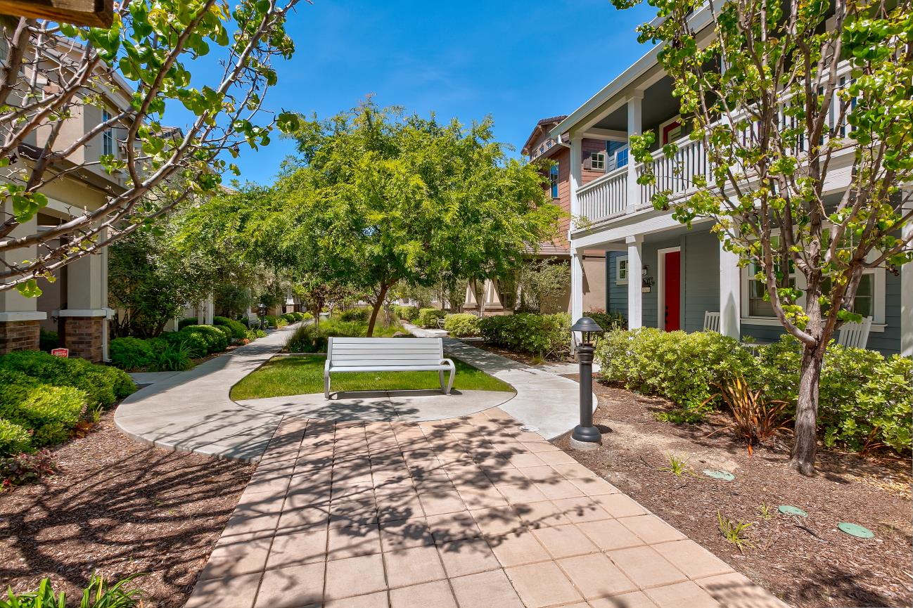3702 Pyramid Way Mountain View, CA 94043 - Photo 26 of 33