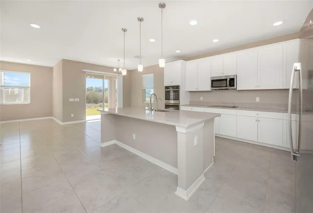 $569,000 | 38132 Cobble Creek Boulevard, Zephyrhills, FL 33540