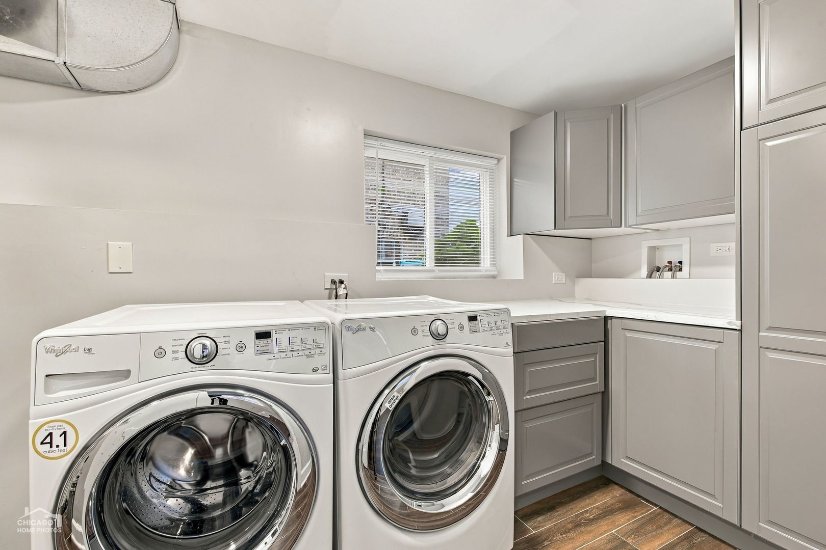 3441 North Springfield Avenue Chicago, IL 60618 - Photo 24 of 30 Gallery Image 24