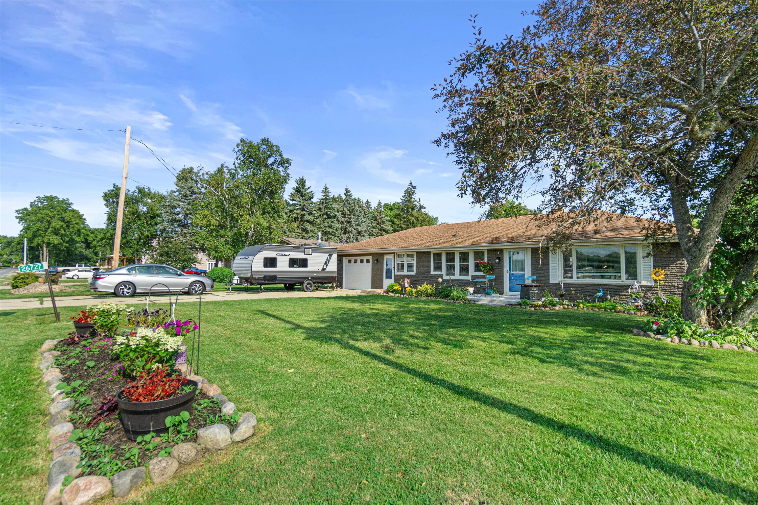 26727 Denoon Road Norway, WI 53185 - Photo 41 of 43 Front View