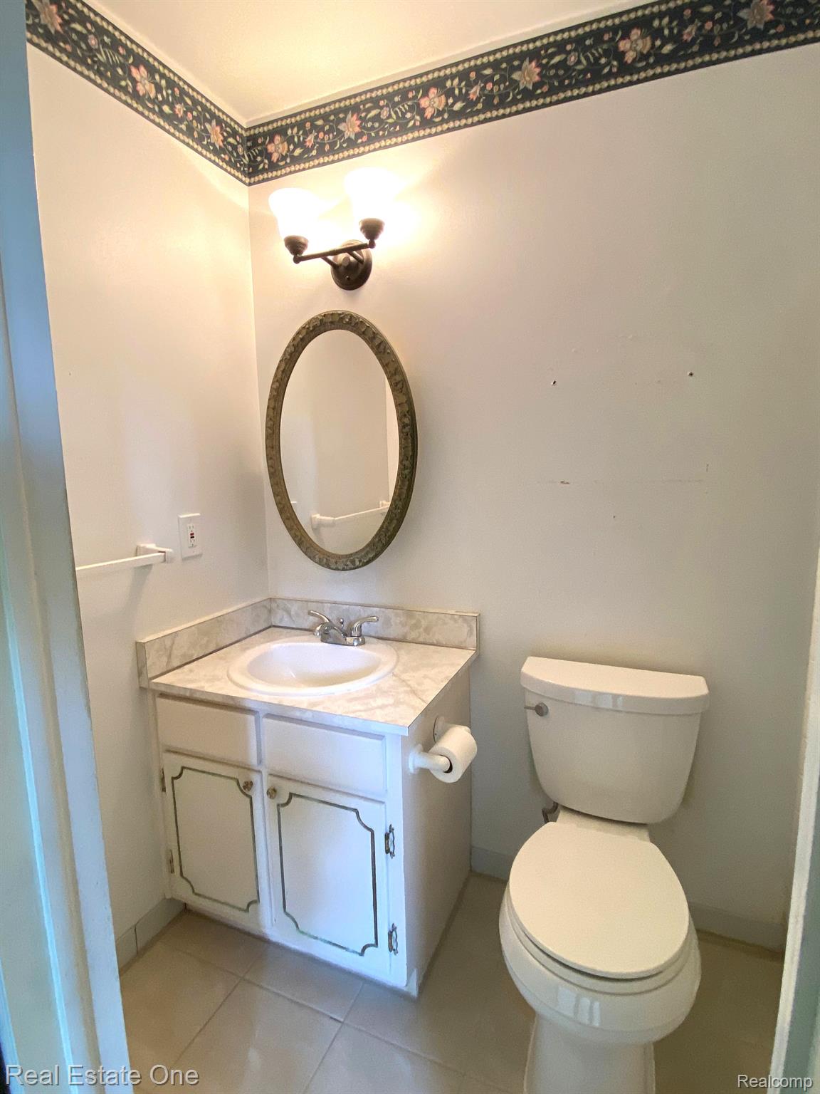24301 Kings Pointe Novi, MI 48375 - Photo 17 of 31 Primary bath