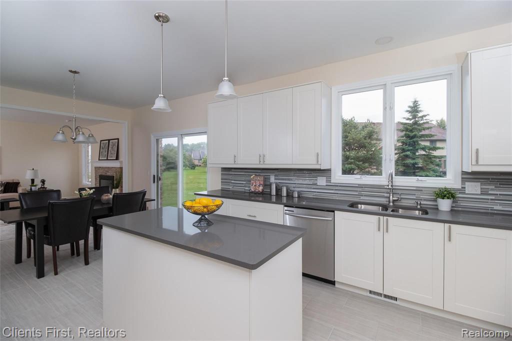46822 Balboa Road Canton, MI 48187 - Photo 12 of 26