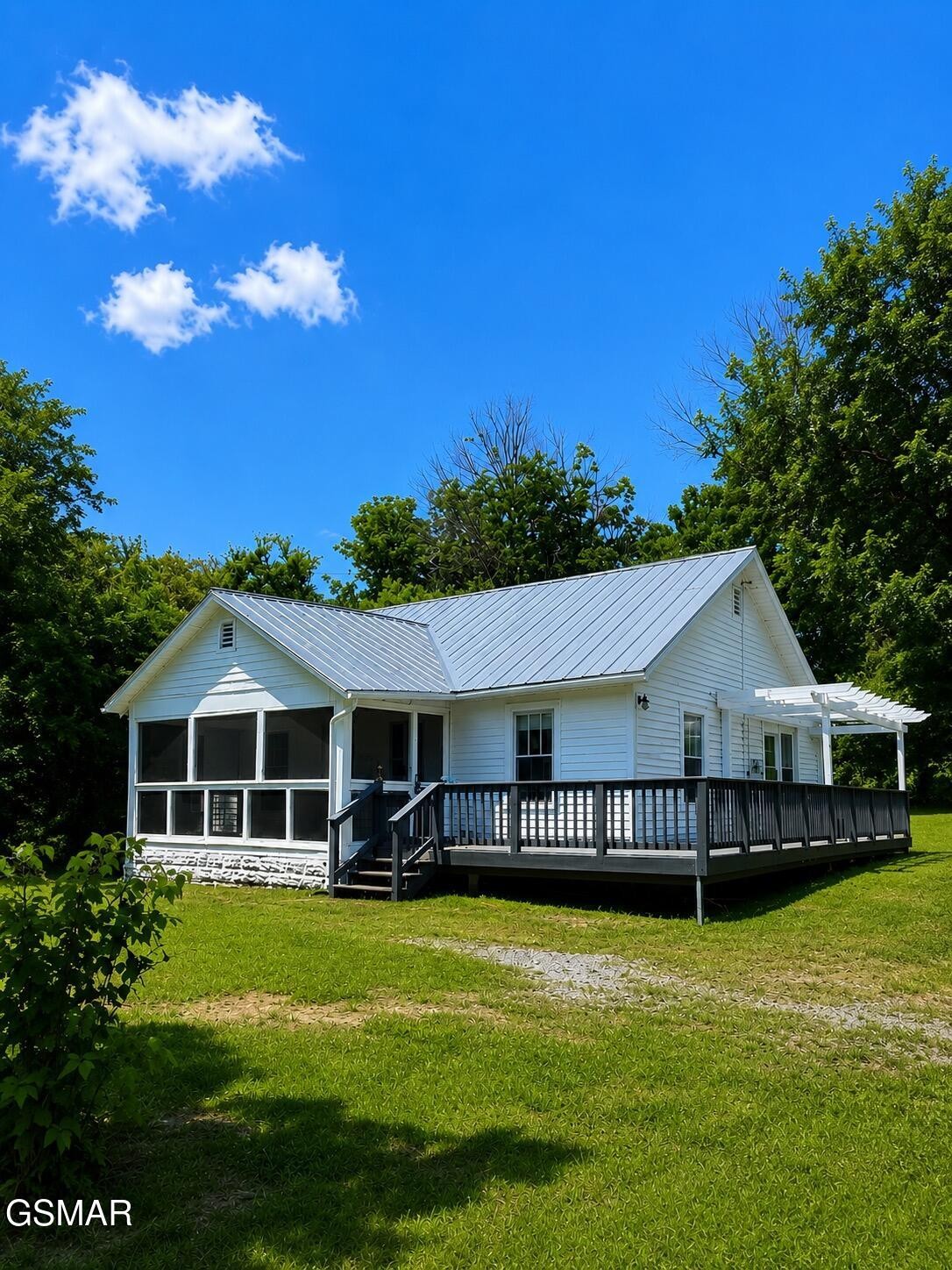 1825 Newman Town Road Sevierville, TN 37862 - Photo 1 of 23 Gallery Image 1