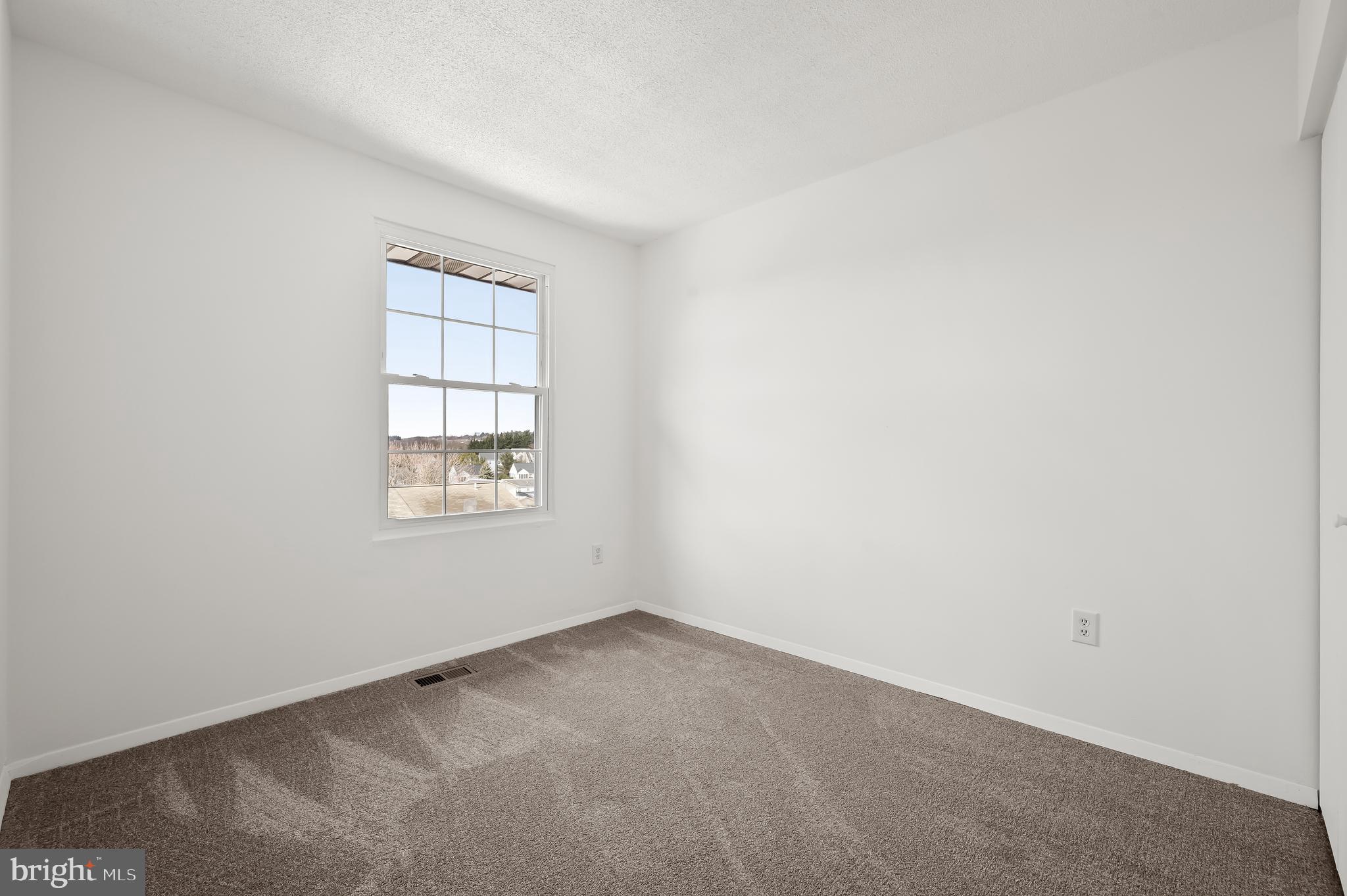 761 Windsor Drive Westminster, MD 21158 - Photo 27 of 41 Bedroom