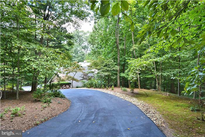 7844 Langley Ridge Road McLean, VA 22102 - Photo 25 of 30 Exterior (General)